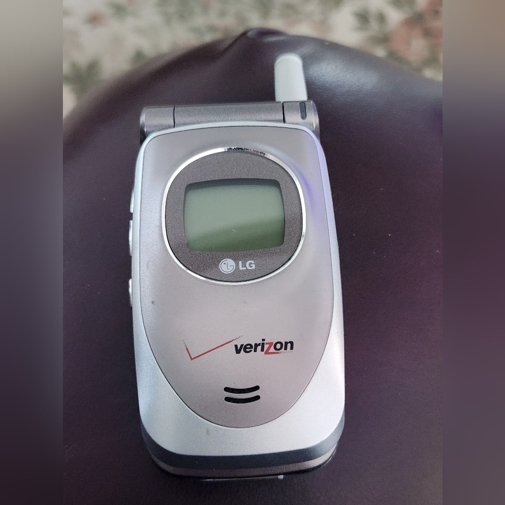 Verizon LG VX- 4400 untested